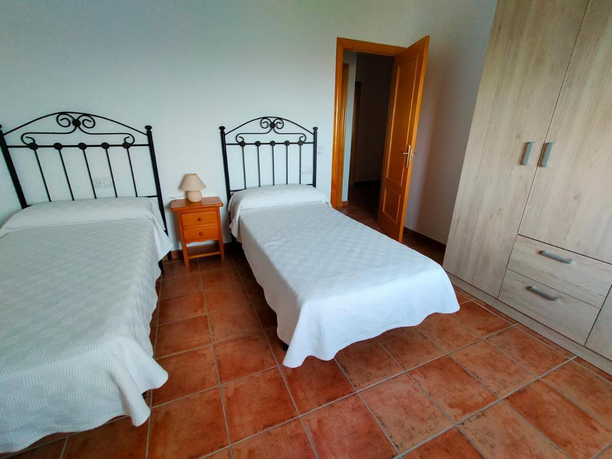 Apartamento Avenida Del Parque Cazorla Esterno foto
