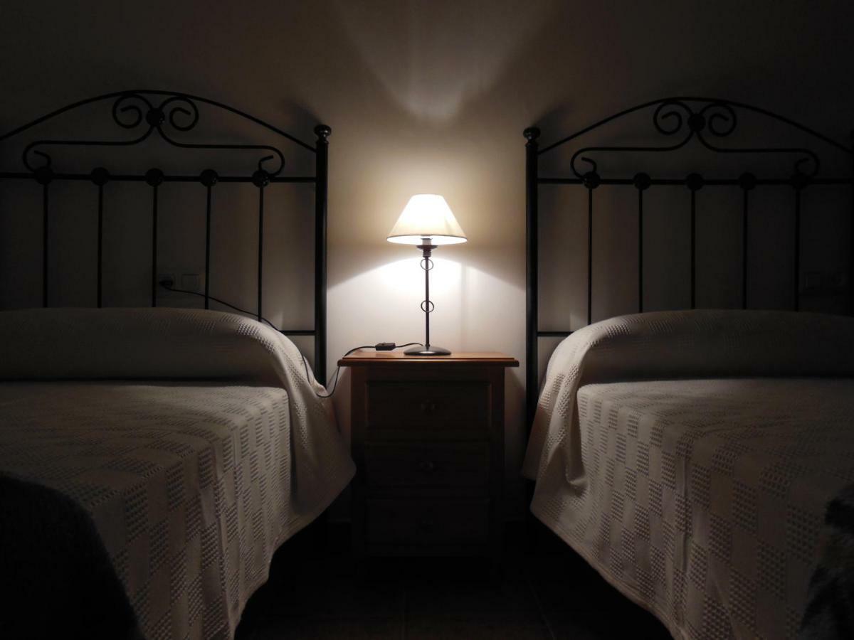 Apartamento Avenida Del Parque Cazorla Esterno foto