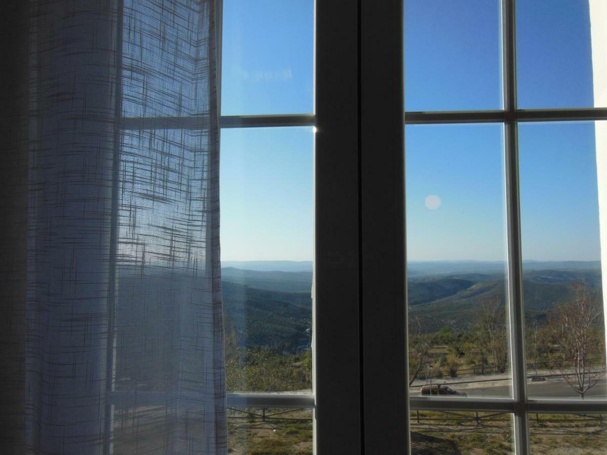 Apartamento Avenida Del Parque Cazorla Esterno foto